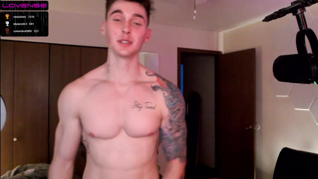 Watch thebrentsavage recorded live streams from Chaturbate on 2023/08/14, Cam Archive