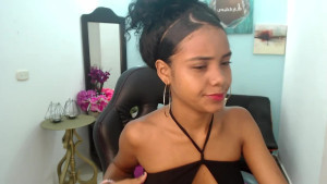helen_petite_