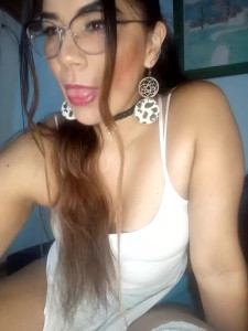 luna_dumont