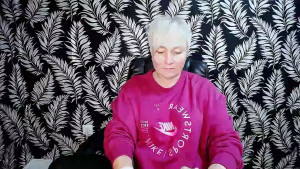 Olivia_playful