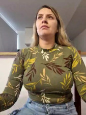 Watch merylove recorded live streams from Stripchat on 2024/05/27, Cam Archive