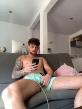 Watch -ThomasJr- recorded live streams from Stripchat on 2024/08/31, Cam Archive