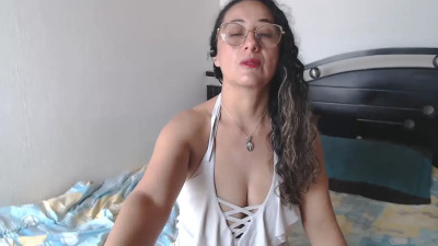 Watch channel_moon9 recorded live streams from Chaturbate on 2024/09/28, Cam Archive