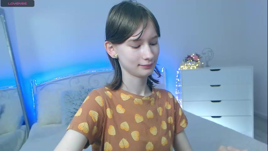 Watch lianell_ recorded live streams from Chaturbate on 2023/09/04, Cam Archive