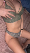 Watch MalaCrna recorded live streams from CAM4 on 2025/02/10, Cam Archive