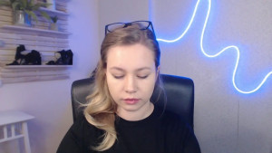 hollyBB