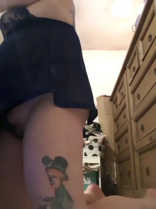 NaughtyyNikkii