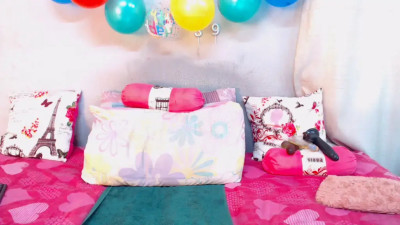 Watch Sexiebootjoy25 recorded live streams from Stripchat on 2025/03/21, Cam Archive