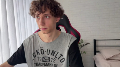 Watch denobluora recorded live streams from Chaturbate on 2025/03/22, Cam Archive