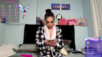 Watch kittymarie28 recorded live streams from Chaturbate on 2025/03/22, Cam Archive