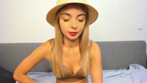 _ellen_meows_