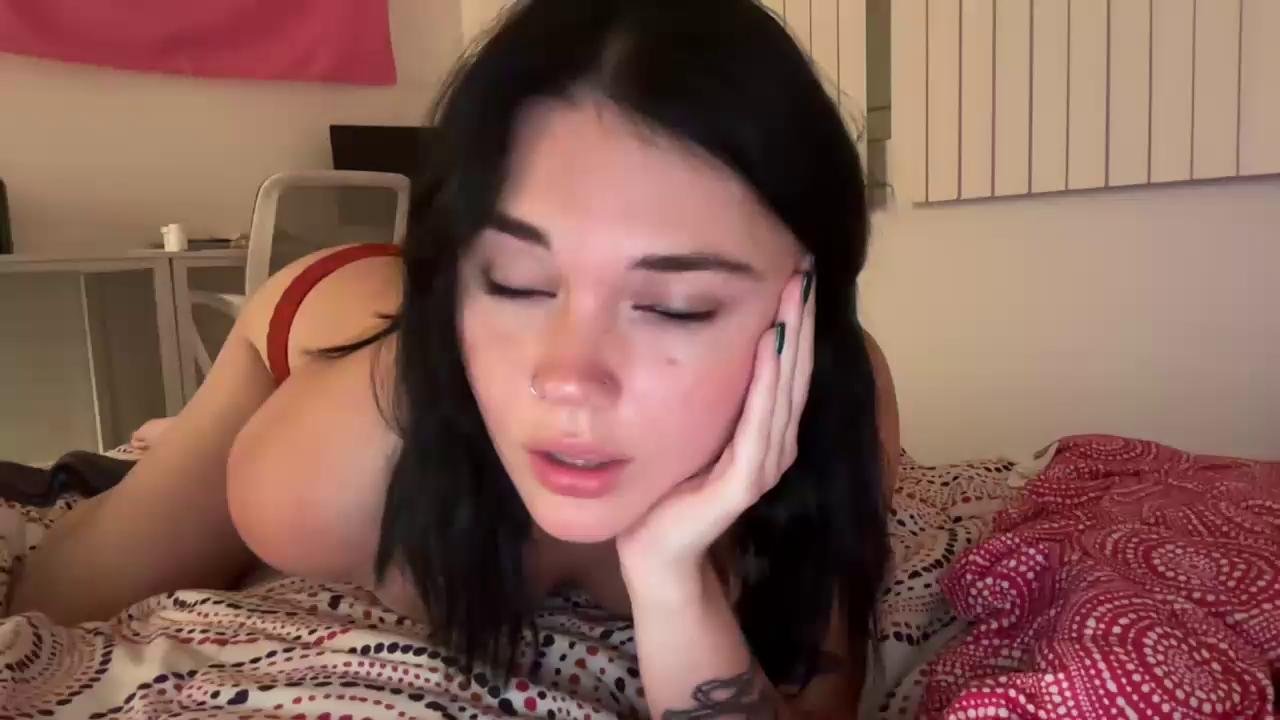 Watch queencassidyy recorded live streams from Chaturbate on 2023/12/19, Cam Archive