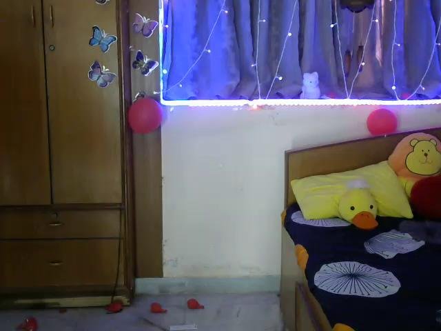 Watch kittu_lovely recorded live streams from Stripchat on 2023/12/20, Cam Archive