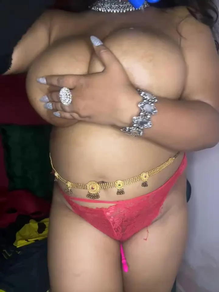 Watch Cutie__Priya recorded live streams from Stripchat on 2023/12/25, Cam Archive