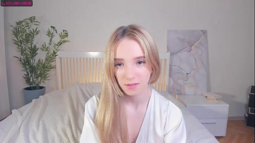 Watch love_lovess recorded live streams from Chaturbate on 2023/08/13, Cam Archive