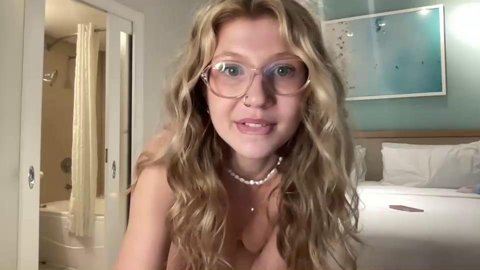 Watch princesszelda22 recorded live streams from Chaturbate on 2024/01/15, Cam Archive